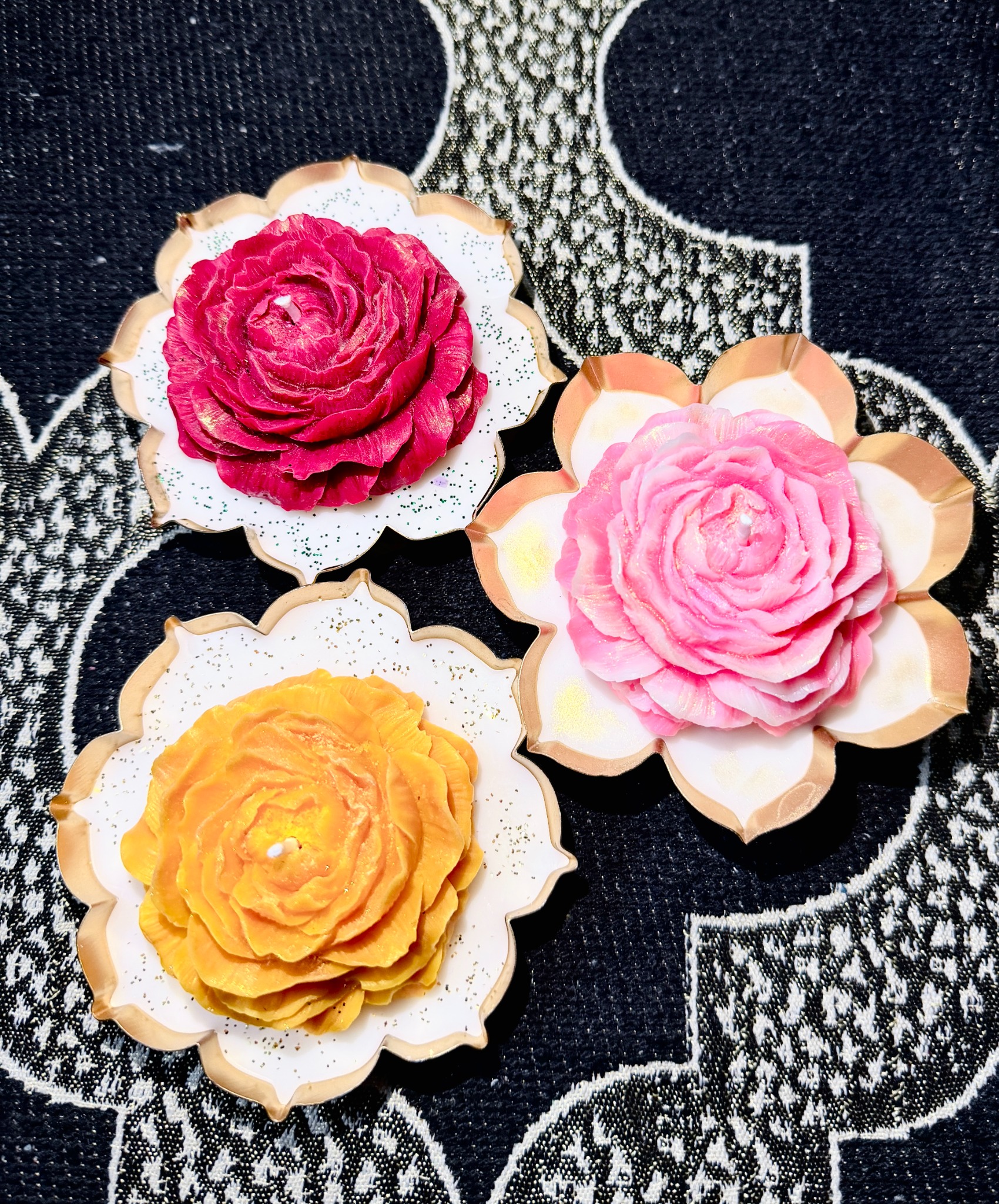 Peony on Urli by The Sū Edit